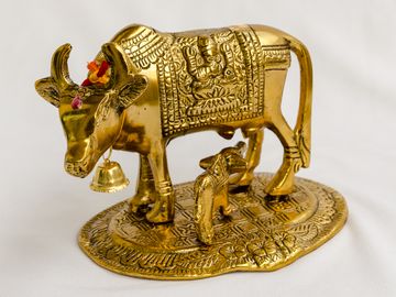 https://kalavriti.sgp1.digitaloceanspaces.com/products/ckv6xcndd000e0ut7amlz4li1_sm.jpg