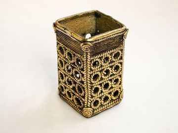 https://kalavriti.sgp1.digitaloceanspaces.com/products/ckv8dmoez001g0ut7dx7o6cz2_sm.jpg