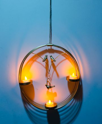https://kalavriti.sgp1.digitaloceanspaces.com/products/ckv9u9yp5001p0ut7hv72ehxv_sm.jpg