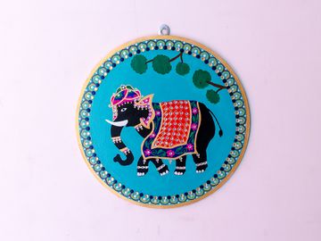 https://kalavriti.sgp1.digitaloceanspaces.com/products/ckzxymqdo00070zt702gd74yn_sm.jpg