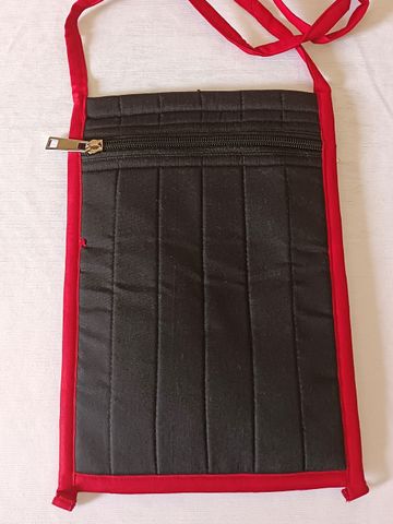 https://kalavriti.sgp1.digitaloceanspaces.com/products/cl2mrfc9800030zlm2pmj7hca_sm.jpg